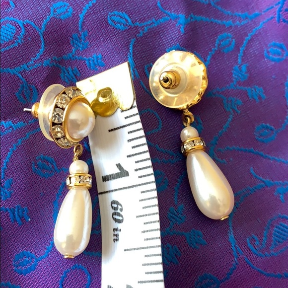 Necklace and earring set - Picture 7 of 7